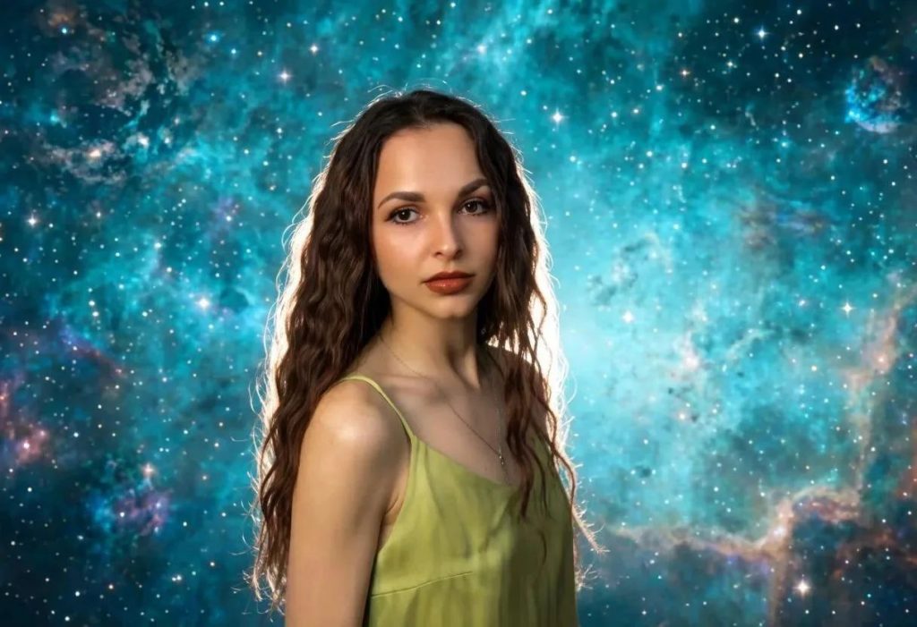 Мария Теленчи — «Космос». О любви, которой тесно